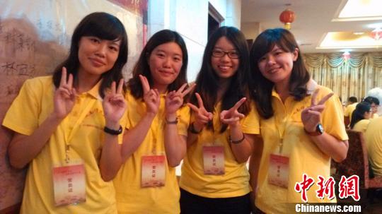 40余名臺灣師生福建漳州感受“祖根文化” 40余名臺灣師生福建漳州感受“祖根文化”