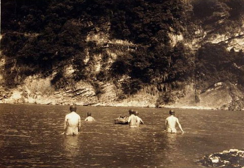 50年代臺(tái)灣特種兵密照 曾計(jì)劃空投大陸打游擊 50年代臺(tái)灣特種兵密照 曾計(jì)劃空投大陸打游擊