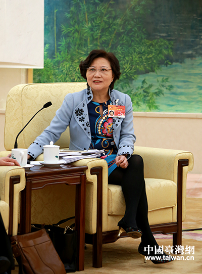 �Ї����������һ�����_���˴�������Ӣ