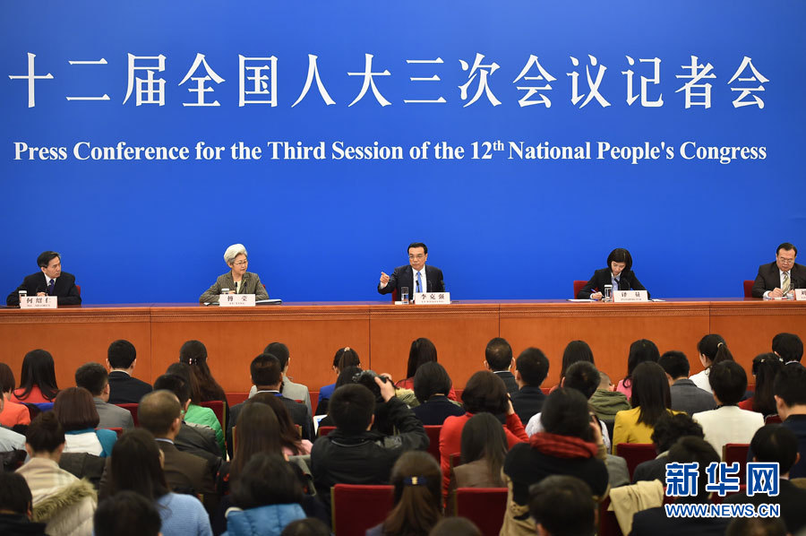 3��15������������(w��)Ժ������ˏ�(qi��ng)���������ý�ɫ��d��Ҋ����ӛ�߲��ش��ᆖ�����DƬ��Դ�����A�W(w��ng)��