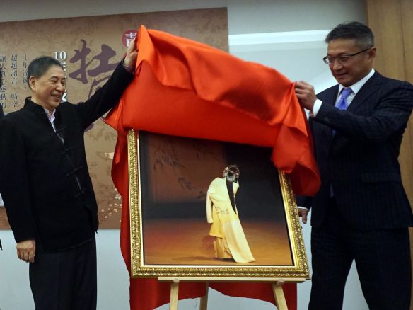 十年不尋常 白先勇在臺(tái)北談青春版《牡丹亭》旅程 十年不尋常 白先勇在臺(tái)北談青春版《牡丹亭》旅程