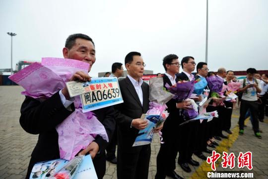 ����(g��)ͨ�P(gu��n)��z����30��犲������@���_(t��i)��С�I܇ȫ���I(l��ng)�����R�r(sh��)�뾳���ա��͡��R�r(sh��)�{�ա����Լ�һ��̫ƽ��ؔ(c��i)�a(ch��n)���U(xi��n)ٛ(z��ng)�͵�20�fԪ����ű��~���Ρ�(������z) ������ �z