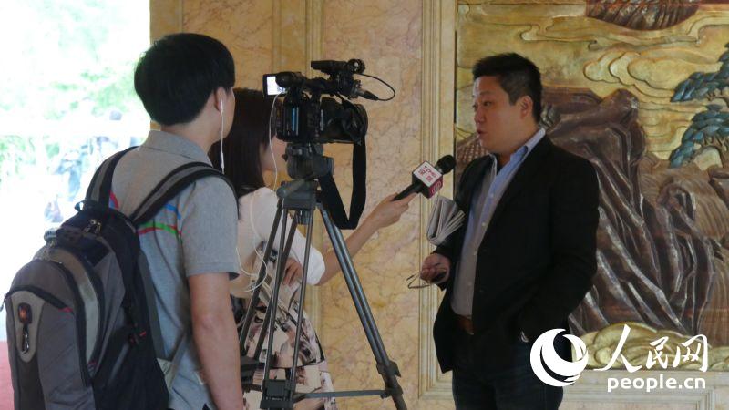 �ɰ��I(l��ng)��(d��o)�˕�(hu��)�挢��7�����¼����e������ý�w�����@��ͨ���M(j��n)�뷱æ������B(t��i)��������W(w��ng)ӛ�߶Εԉ�(m��ng)���S誔z��