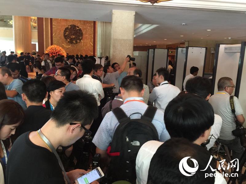 ����(x��)�R��(hu��)����������3�r(sh��)�e�� ӛ�ߜ�(zh��n)�䰲�z���D����5��