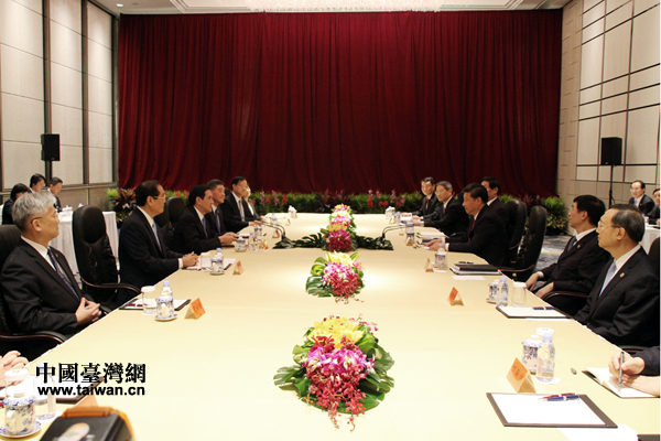 �RӢ��12���ᡰ�Ŷ����R�������I(l��ng)�ɰ������ƽ���s