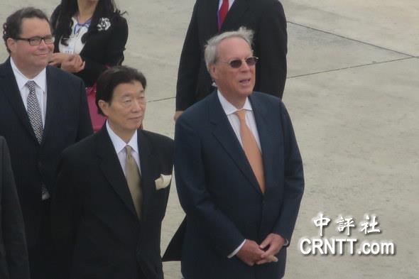 ���Ѳ���󣩺ͱ���⣨�ң��Ⱥ��RӢ�ŵČ��Cͣ����