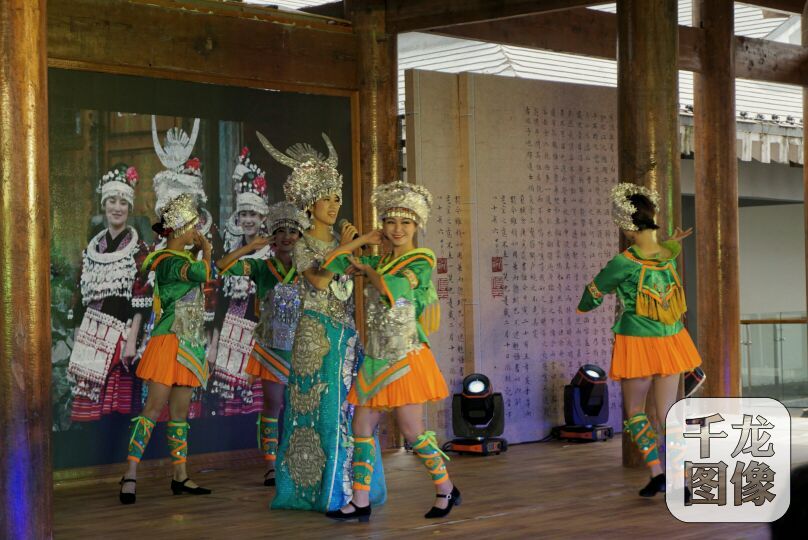 �ɰ��h��ˇ�g(sh��)��(ji��)ů���������H���F��������ɫ��ǧ���W(w��ng)ӛ�ߏ��o�z��-1