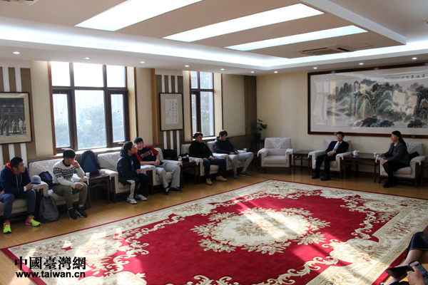 ��(gu��)��(w��)Ժ�_(t��i)�k�����־��L(zh��ng)�c�������I(y��)��W(xu��)��8λ�_(t��i)��������Մ��