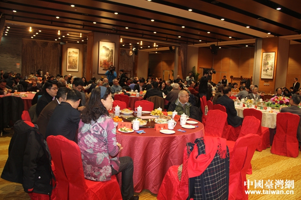 2017年在京臺(tái)胞新春同樂會(huì)節(jié)目現(xiàn)場(chǎng) 2017年在京臺(tái)胞新春同樂會(huì)節(jié)目現(xiàn)場(chǎng)