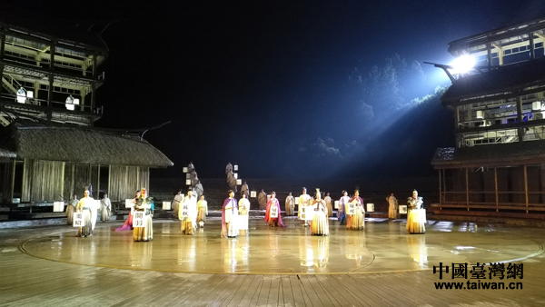 家事國事兩相宜:話劇《草廬·諸葛亮》的智圣傳奇 家事國事兩相宜:話劇《草廬·諸葛亮》的智圣傳奇