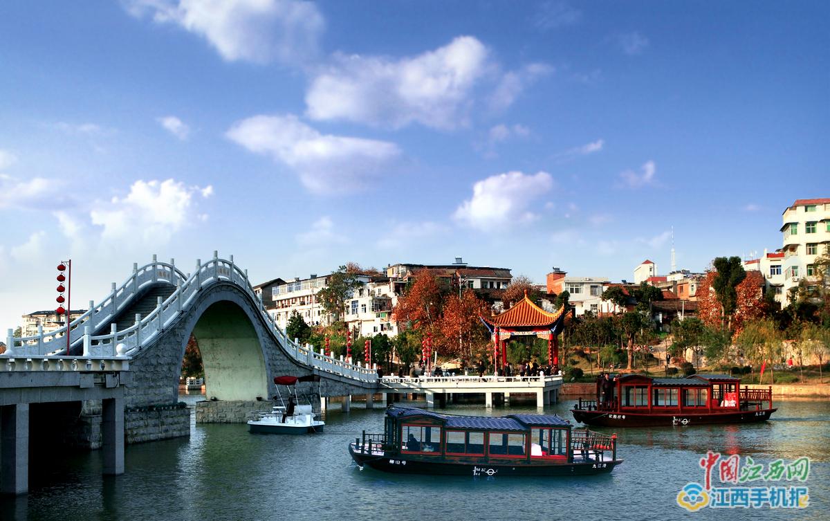 第九屆網(wǎng)絡(luò)媒體江西游走進(jìn)武寧看山看水 第九屆網(wǎng)絡(luò)媒體江西游走進(jìn)武寧看山看水