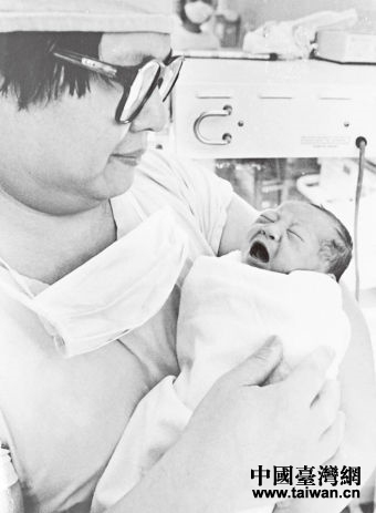 �_���t(y��)�����Nƽ��������ꑲ��м�ͥ�@���Ҹ������гɾ͸�