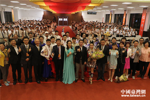 ���������W(xu��)����������ˇ�g(sh��)�I(y��)�W(xu��)Ժ�����ŌW(xu��)У�Ď�����ͬ��Ӱ��