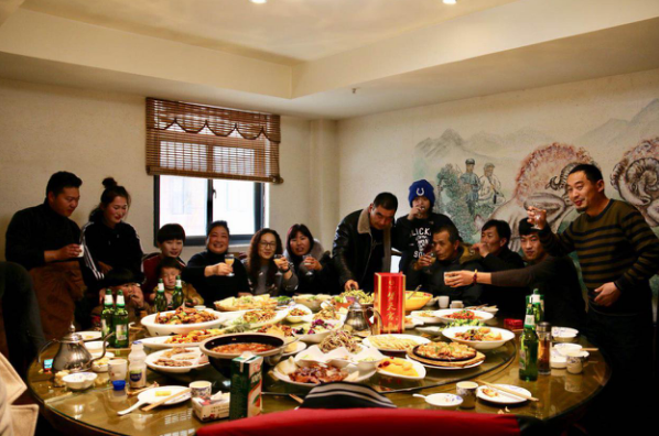 今日頭條科技助力“尋二代”尋根 山東籍赴臺(tái)老兵后人終能回鄉(xiāng)探親 今日頭條科技助力“尋二代”尋根 山東籍赴臺(tái)老兵后人終能回鄉(xiāng)探親