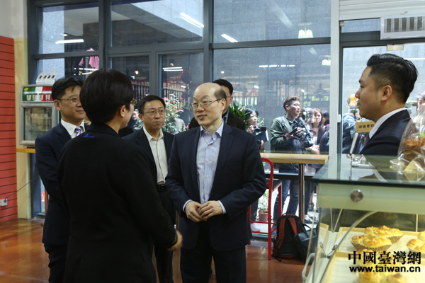 ���Y(ji��)һ���Ϻ��{(di��o)�Ќ��_(t��i)����