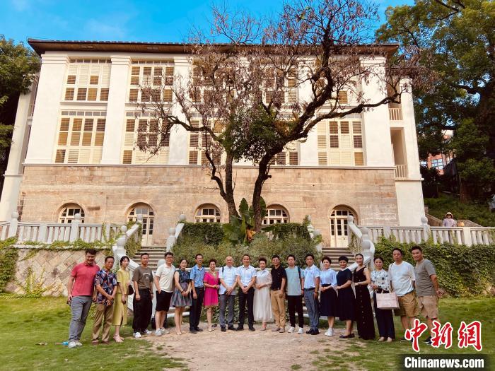 �ɰ���c���ڟ��_(t��i)ɽ�}���P(gu��n)����(w��)˾��ۡǰ��Ӱ��������ʡ��c�ИI(y��)�f(xi��)��(hu��) ���D