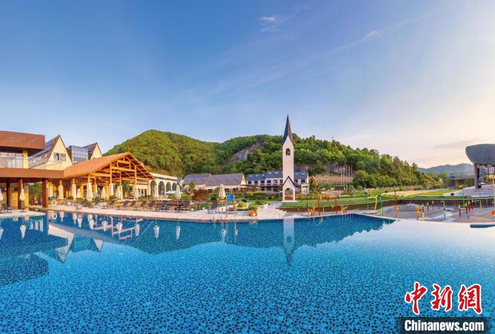 ��ʮ��@ÿһ��(g��)�^�����㡿����ꑡ��_(t��i)�̵Ķ�Ԫ�����£�һ�т����һ��(g��)��(g��)ϲ�g