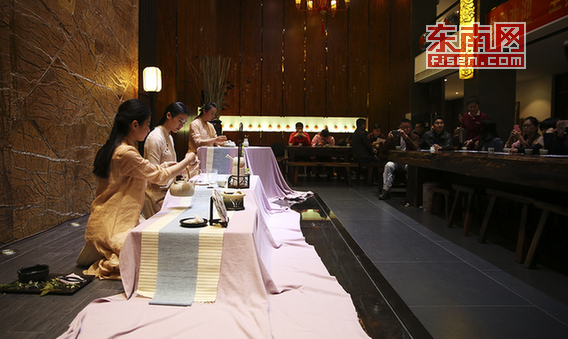 ȫ���W(w��ng)�jý�wӛ���Ļ��w��^����ܰײ��Ļ�֮��