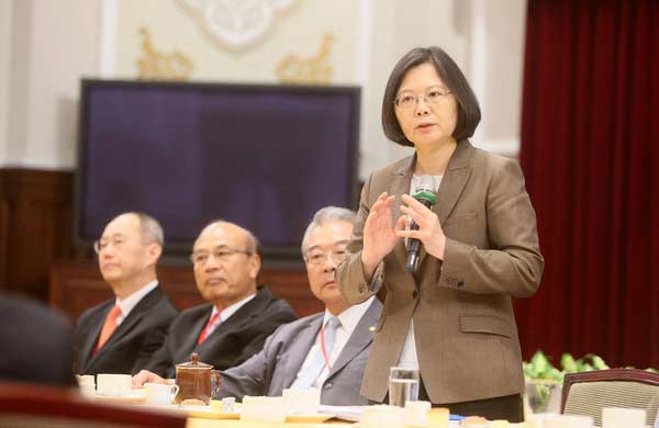 ��Ӣ�ĕ�(hu��)Ҋ(ji��n)�_(t��i)�����I(y��)��ʿ����Մ������������