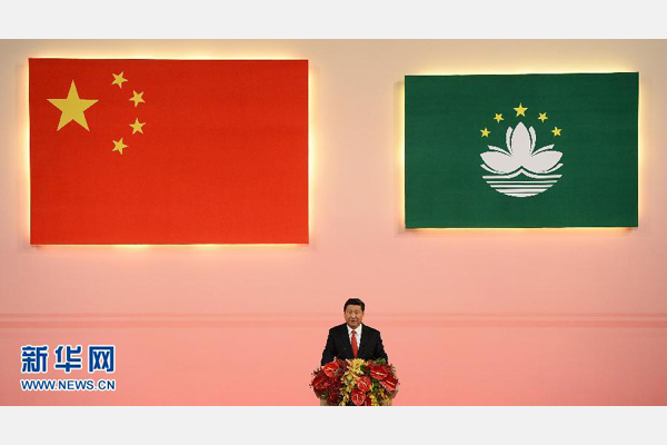 習(xí)近平出席澳門特別行政區(qū)政府歡迎晚宴并發(fā)表重要講話 習(xí)近平出席澳門特別行政區(qū)政府歡迎晚宴并發(fā)表重要講話