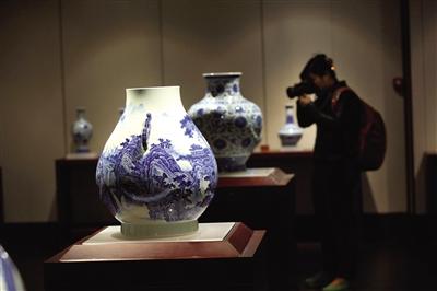 APEC��(hu��)��(ch��ng)���L(f��ng)�ĕr(sh��)3��ˢ��400�� ���H18����