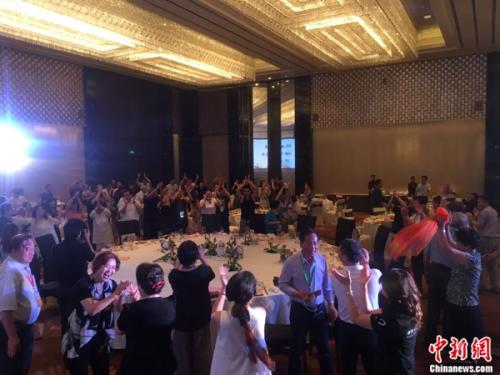 兩岸文化人完成江蘇之旅:情系江南 感受情誼 兩岸文化人完成江蘇之旅:情系江南 感受情誼