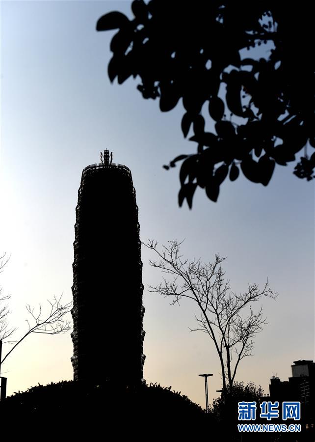 ���L�ϺϽM�����(hu��)���_(k��i)��