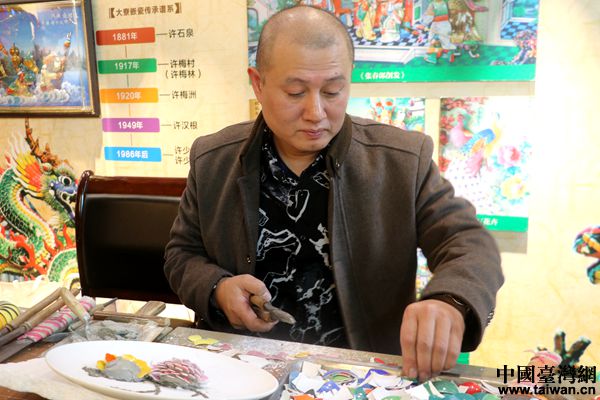 【網(wǎng)絡(luò)媒體走轉(zhuǎn)改】傳承老輩技藝 弘揚(yáng)工匠精神 【網(wǎng)絡(luò)媒體走轉(zhuǎn)改】傳承老輩技藝 弘揚(yáng)工匠精神