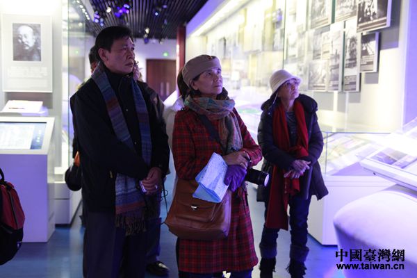 ���^�^�������挦��݅Ӣ�҂��Ŀ���ʷ�������L�F�ɆT��������