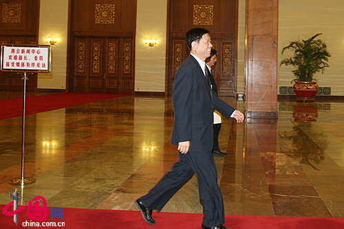 �����YԴ��������ϲ��L��ε��(j��ng)�^�������ñ��TһЦ���^