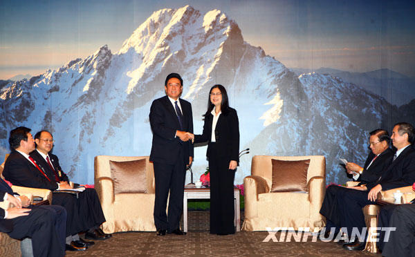 11��4�������f(xi��)�����L��������_���ݕ��_����(d��ng)�ִ����(w��)���ܲ��Tؓ(f��)؟(z��)��ه������ ���A��ӛ�� �ϏV�� �z