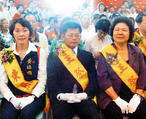 楊秋興批民進(jìn)黨配合陳菊一路打壓 欺人太甚(圖)