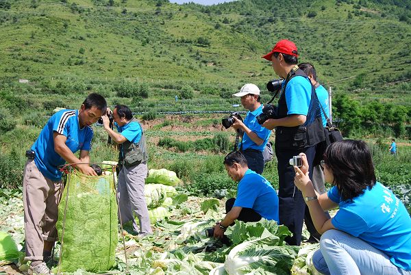“影像寶雞”采風(fēng)雪域太白 國慶獻(xiàn)禮添亮景 (3)