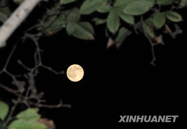 10��4�����������������һ݆�A������(d��ng)�����r(n��ng)�v����ʮ������Ԓ(hu��)�f(shu��)����ʮ�������ʮ���A������(d��ng)�������ӡ�C���@����Ԓ(hu��)��